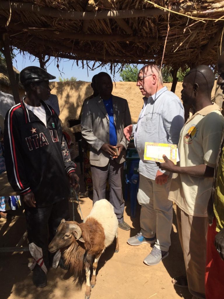 Vorstandsvorsitzender Rudolf Seiler in Burkina Faso